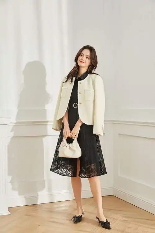 复古又有高级感的穿搭,散发出优雅的气息,秋款小香风外套