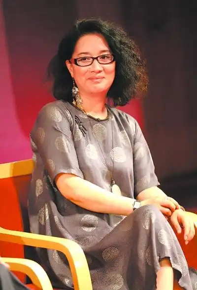 茅威涛越剧之路得意忘形