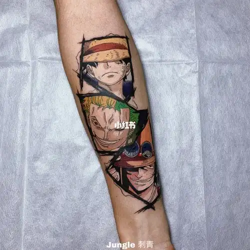 海贼王路飞索隆艾斯纹身