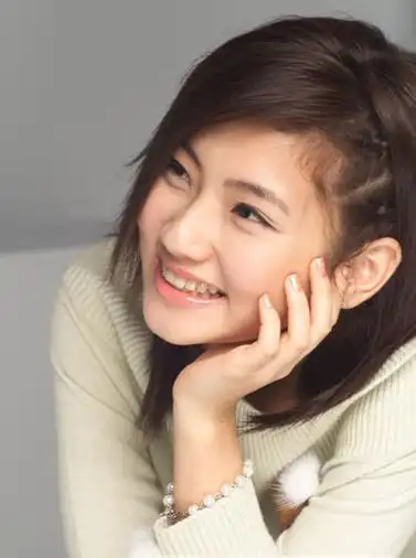 p>任家萱(selina),1981年10月31日出生于台湾省台北市,中国台湾女