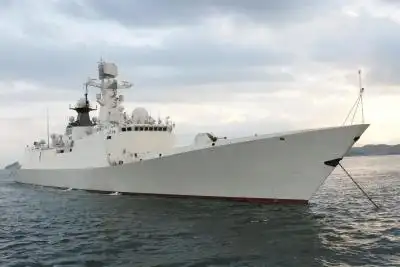 中国海军赴美演习舰艇编队回国 快瞧扬州舰高邮湖舰英姿