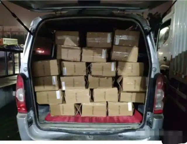 面包车拉人拉货都被罚,是弄混了汽车用途,罚得不冤枉