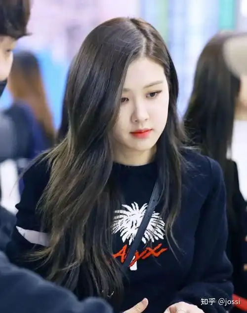 朴彩英黑发真的好看嘛