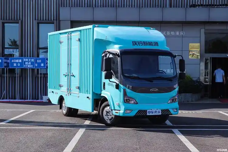 大刀阔斧的轻卡 庆铃evm600参战 经典车企的造车体现