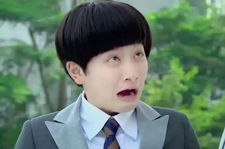 长得丑演技还烂,装疯卖傻倒胃口,就差把"关系户"写脸上了!