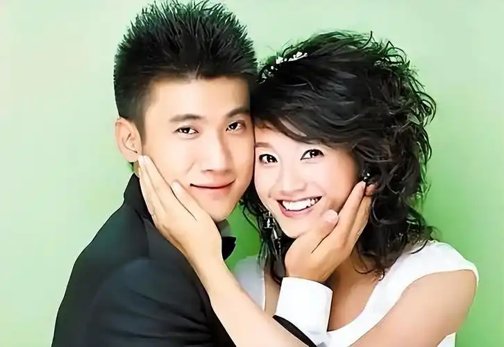 演员周一围个人资料:告别5年童蕾,娶二婚朱丹为妻-天晟网