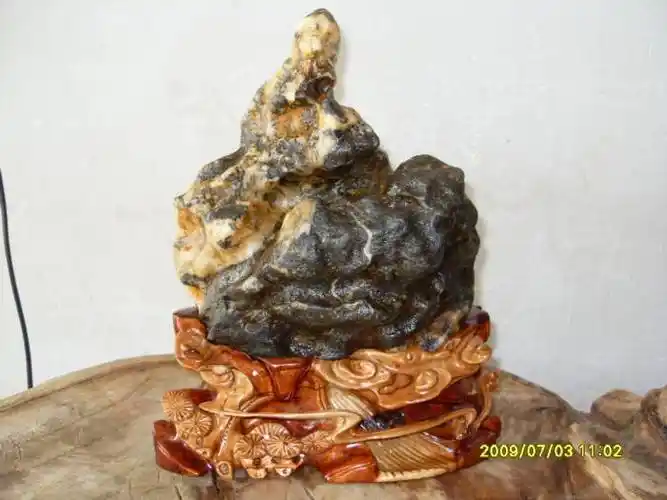 蜂巢石:火炬 - 奇石交易网