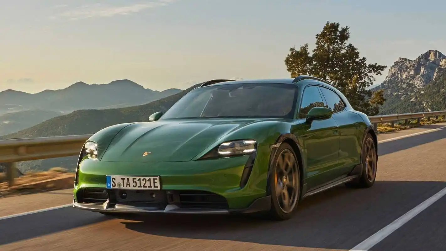 2021年保时捷taycancrossturismo电动旅行车到来了