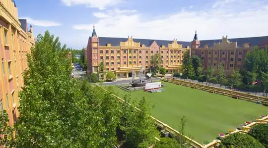 成都郫县希望职业学校环境图片|学校寝室环境