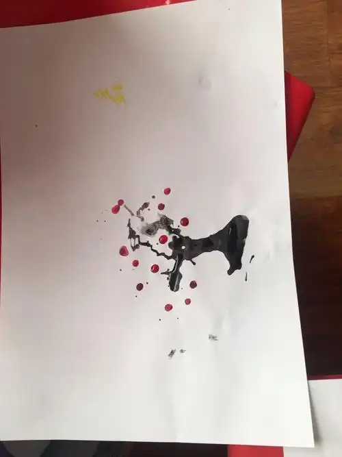 乌加河幼儿园小班美术活动吹画:桃花