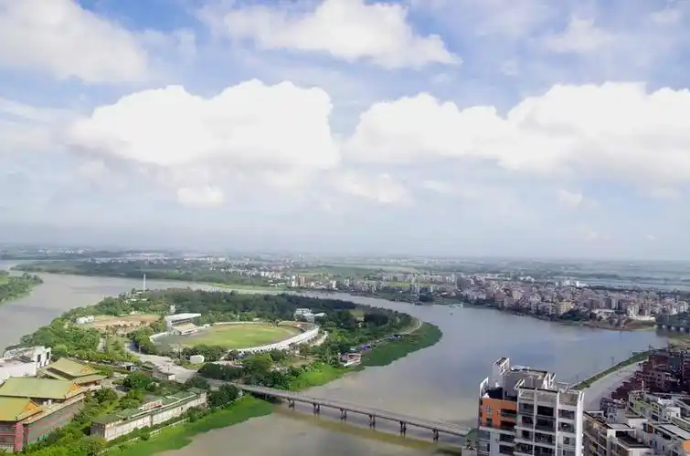 吴川市 (广东省辖县级市)