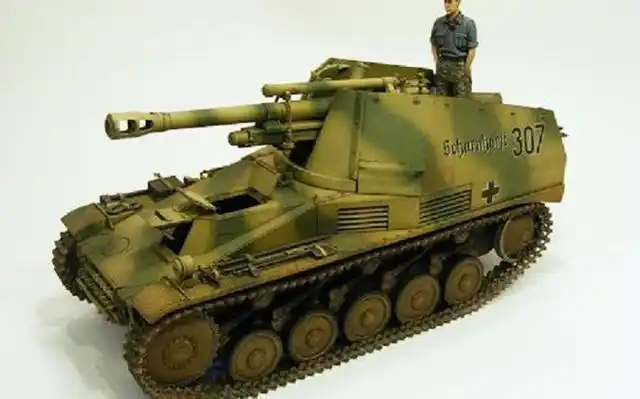 铁十字麾下最凶猛的火炮之一德军野蜂自行火炮大揭秘