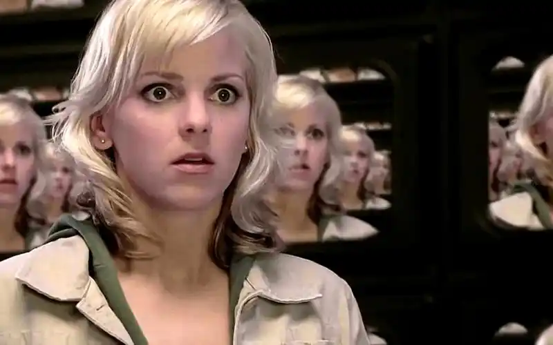 安娜·法瑞丝主演,爆笑惊悚恐怖电影《惊声尖笑3》