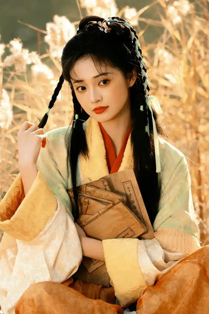 这版黄蓉也不错91.#古装美人 #清纯一笑倾红颜 #古典美 - 抖音