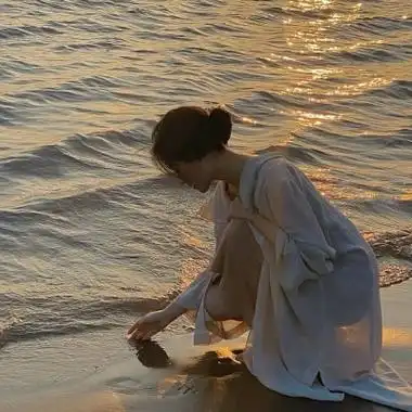 优雅又很精致的漂亮女生头像