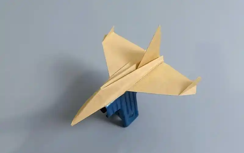 仿真度超高的f16战斗机模型,每个人都能学会的纸飞机