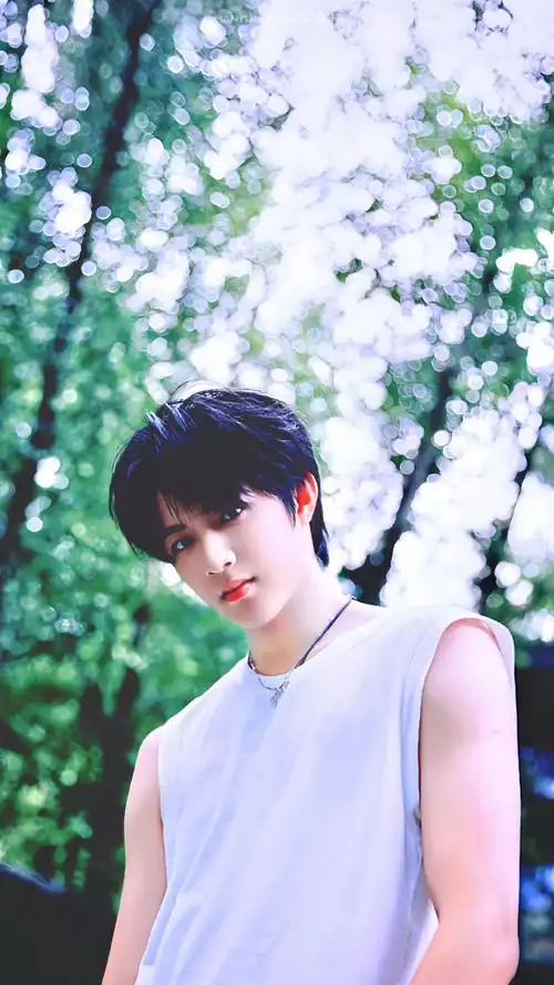 刘耀文 十九赫辰势破渊颂无虞##刘耀文露臂肌