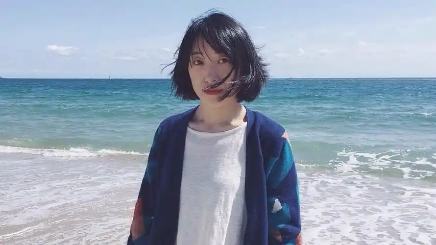 采访荞麦:生活是一次没有目的的郊游〡轻芒尼飞&93转发70评论59赞83