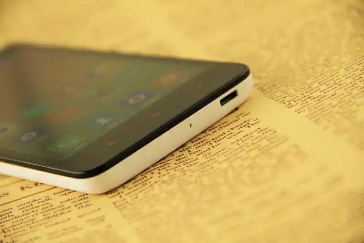 想买高性价比4g双卡先看红米2美图赏