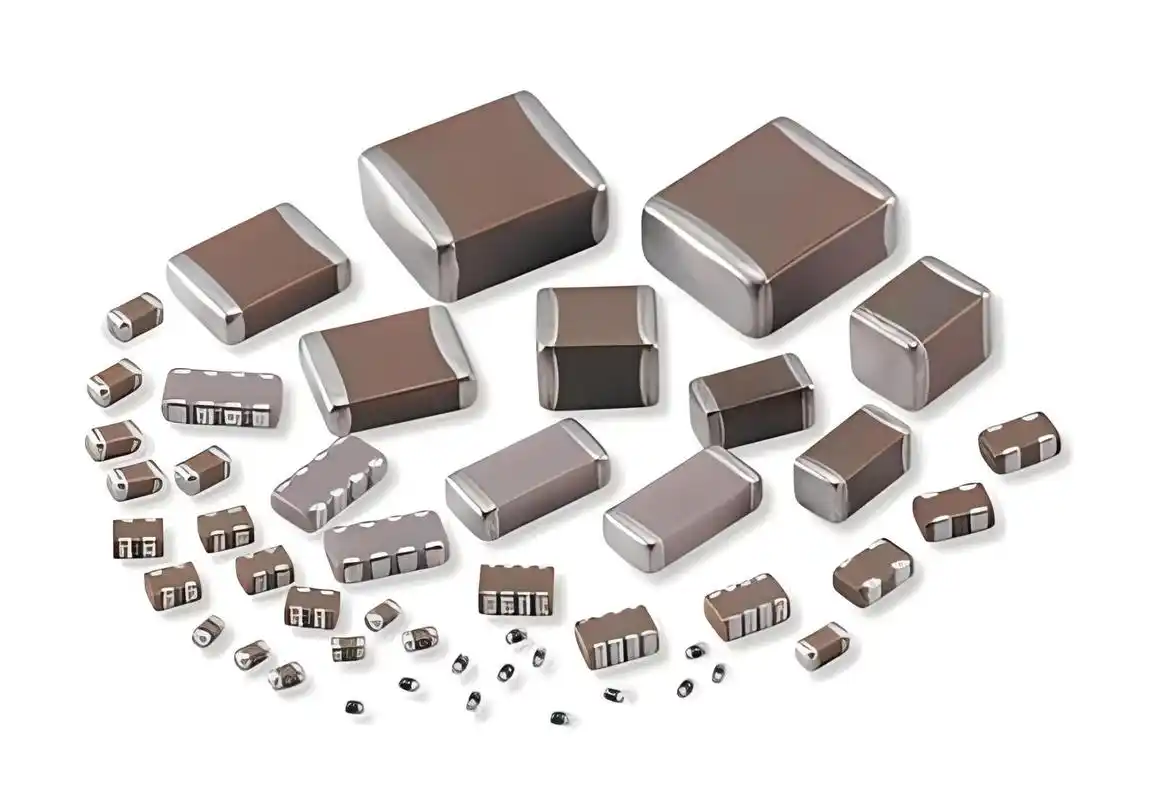 murataelectronics生产的grm1555c1hr10wa01d多层陶瓷电容器,具有精确