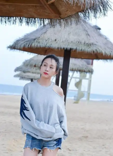 丁子玲户外写真