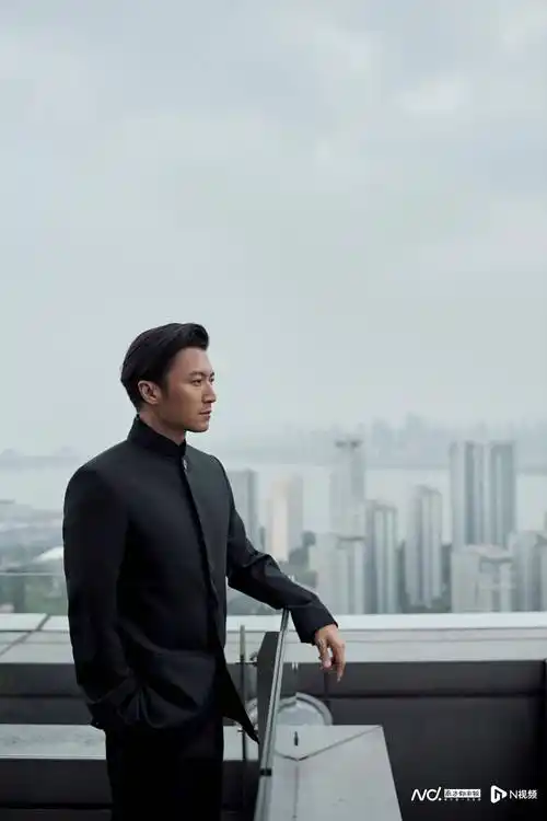 "动作指导"谢霆锋:现在刚刚好,不变的是态度