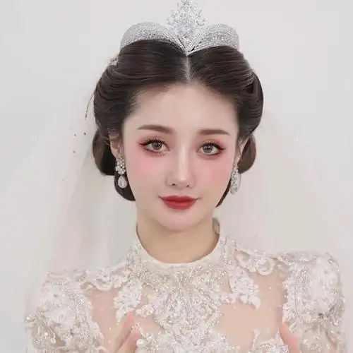 赫本风锆石皇冠高端闪亮新娘结婚头饰高级婚纱照造型王冠礼服发饰