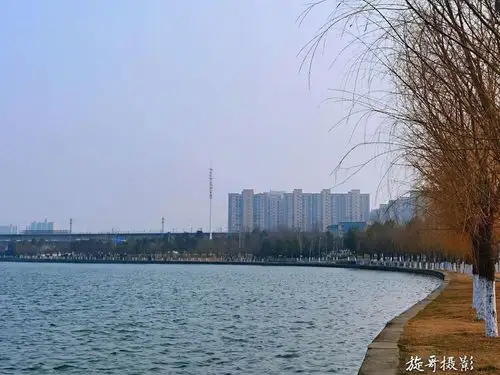 正月初一的烈山湖