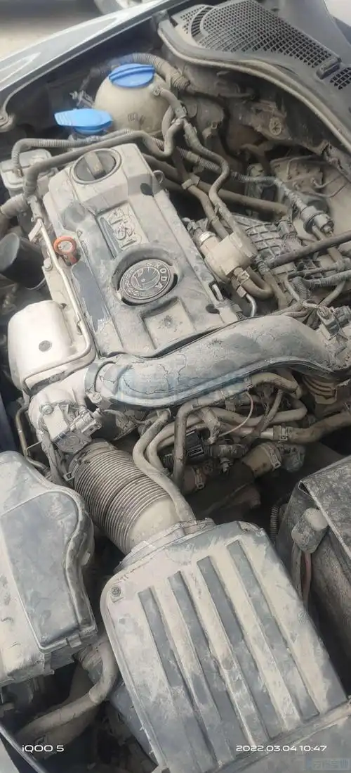 发动机钢印号在哪