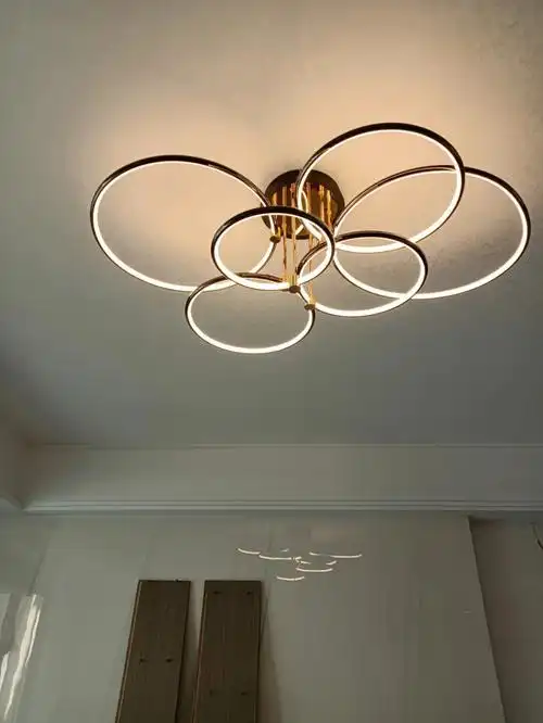 简约现代风格灯具