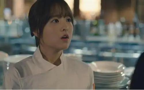 小小体格,演技过硬,韩国实力派演员朴宝英