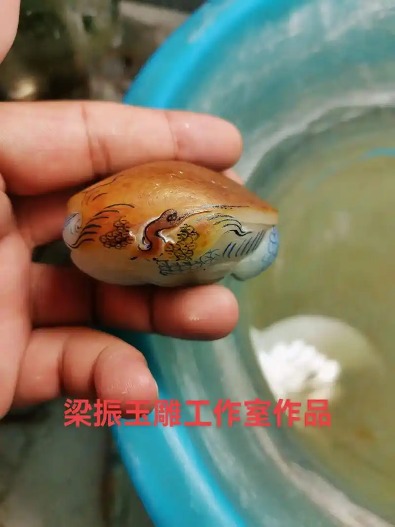 龟鹤延年#手工雕刻 #和田玉 #玉雕设计 - 抖音