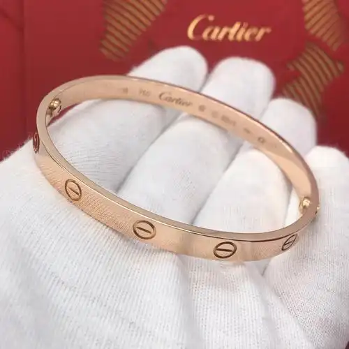 cartier卡地亚手镯23999出