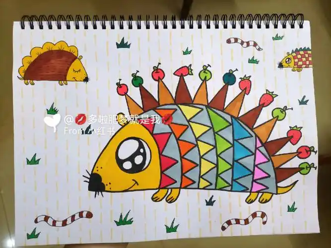 马克笔手绘儿童创意寻找食物的刺猬02