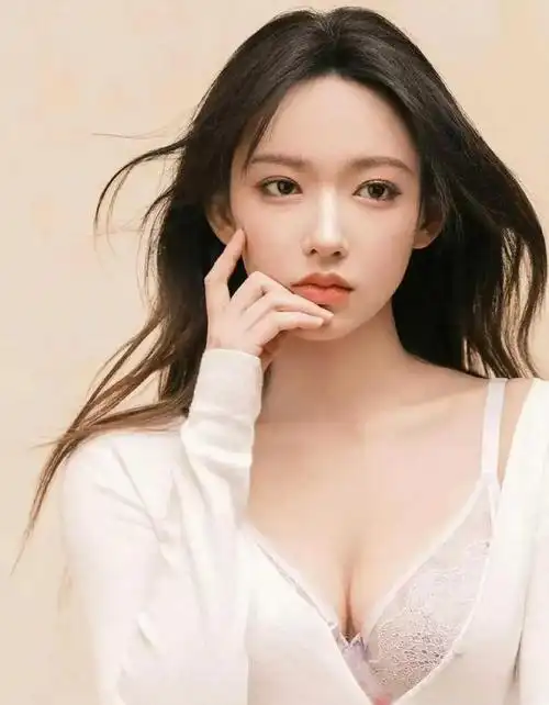 娜扎才是"大号水蜜桃"程潇好身材兜不住,穿得多大胆就有多性感|女神