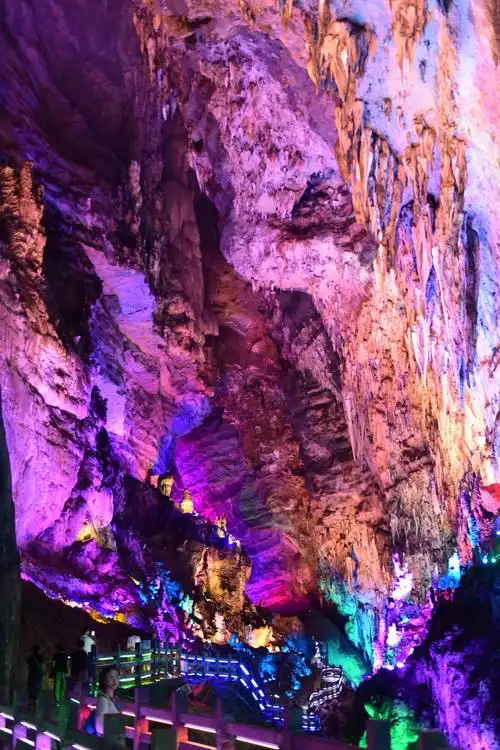 "酉阳桃花源"伏羲洞篇(总字18/03/405)