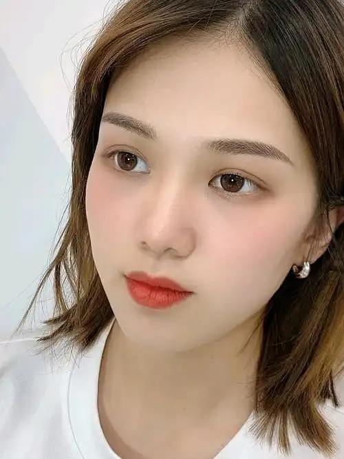 店里服务热情周到,做的眉毛真实自然,还很好看,可以_圈子-新氧美容