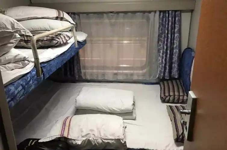 软卧并不软为啥比硬卧贵那么多答案全在这