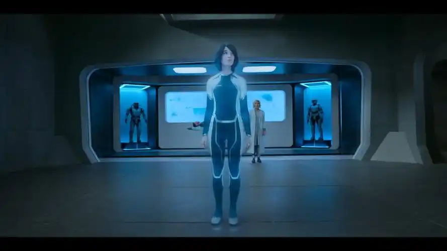 光环第3集,士官长科塔娜合体成功,科塔娜像极了好奇的女朋友|哈尔西