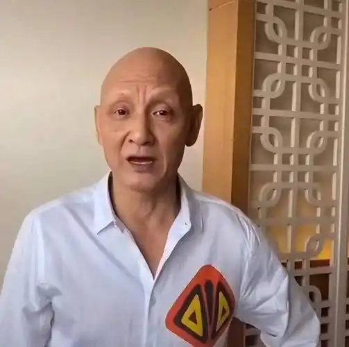 户杜玉明,曝光年轻时候的旧照,网友:竟然这么的帅气_反派_张艳茹_眉毛