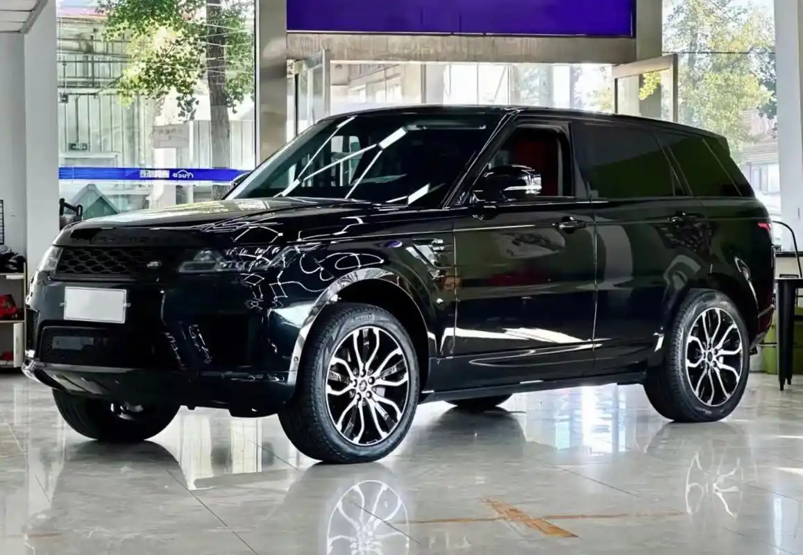 95路虎.揽胜运动版2022款3.0l6.