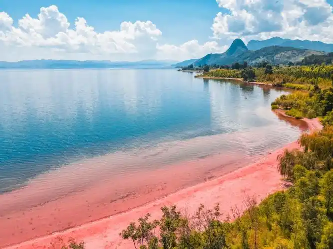 顺路打卡抚仙湖网红沙滩#抚仙湖  #昆明周边游