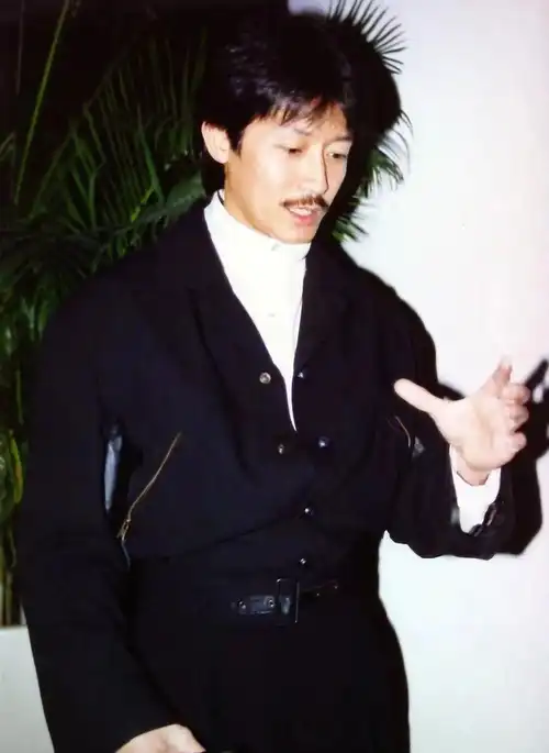 患癌6年的陈勋奇,录视频为自己打气,女儿离世后独居养老_生活_音乐