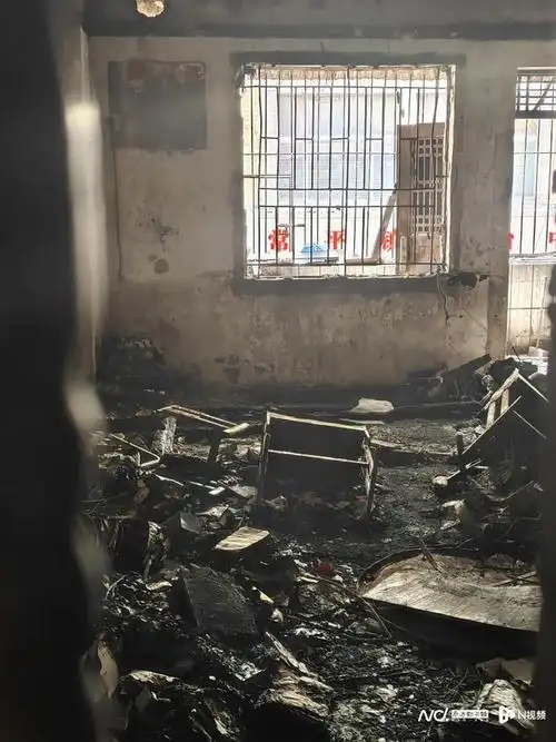 男子身亡,妻子与5个孩子烧伤|火灾|失火|消火栓_网易订阅