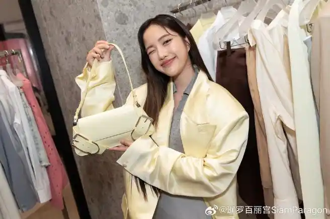 暹罗百丽宫siam paragon##srchafreen##namtantipnaree##offjumpol