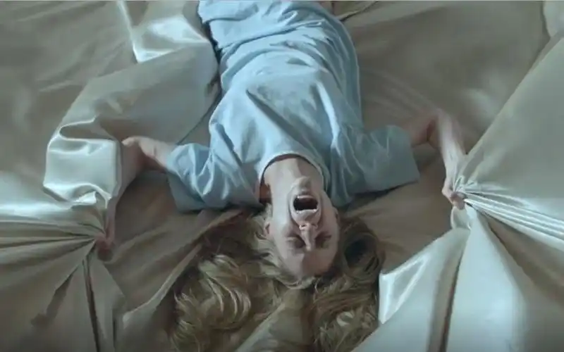 3分钟看悬疑犯罪片《通灵神探》_哔哩哔哩 (゜-゜)つロ 干杯~-bili