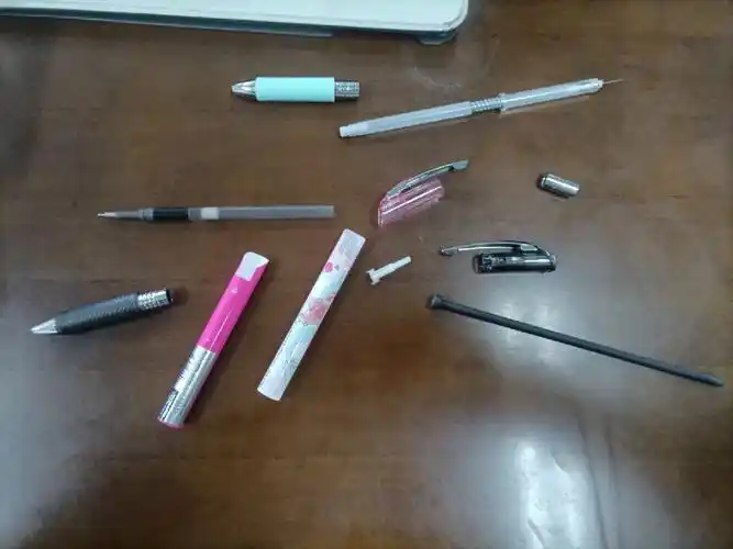 派通自动铅笔改中性笔