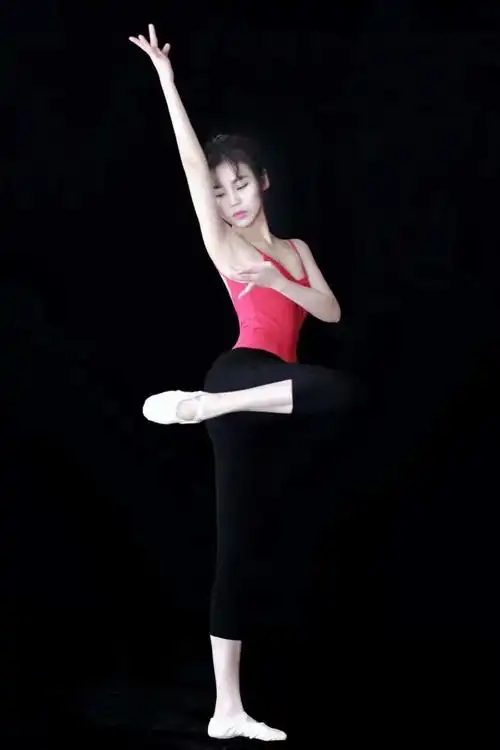 优秀教师篇之中国舞老师