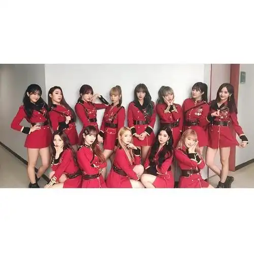 宇宙少女打歌服更新至190126音银