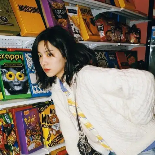 你的头像女孩庄达菲